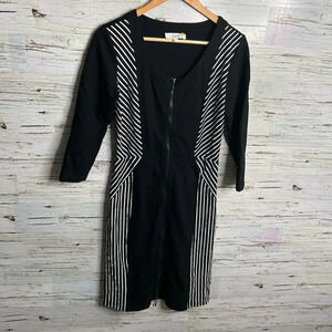Colletta black striped white long  sleeve side 6